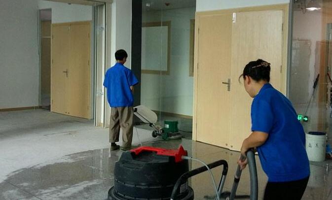 工廠車間倉庫地面該如何清潔?